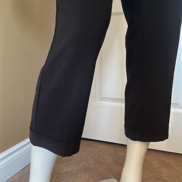 Rick’s black capris/ Size 12 - Picture 5 of 10